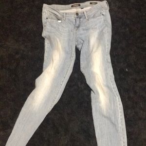 Bebe jeans